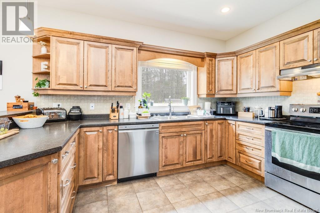 26 Carter Crescent, Oromocto, New Brunswick  E3V 0C3 - Photo 17 - NB118136