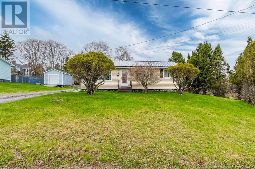 4 Hillside Drive, Blacks Harbour, New Brunswick  E5H 1H5 - Photo 2 - NB118326