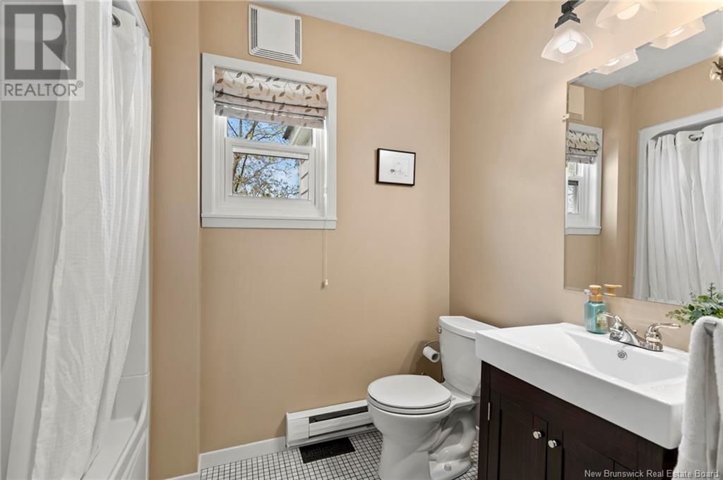 285 Victoria Street, Fredericton, New Brunswick  E3B 1W3 - Photo 23 - NB118306