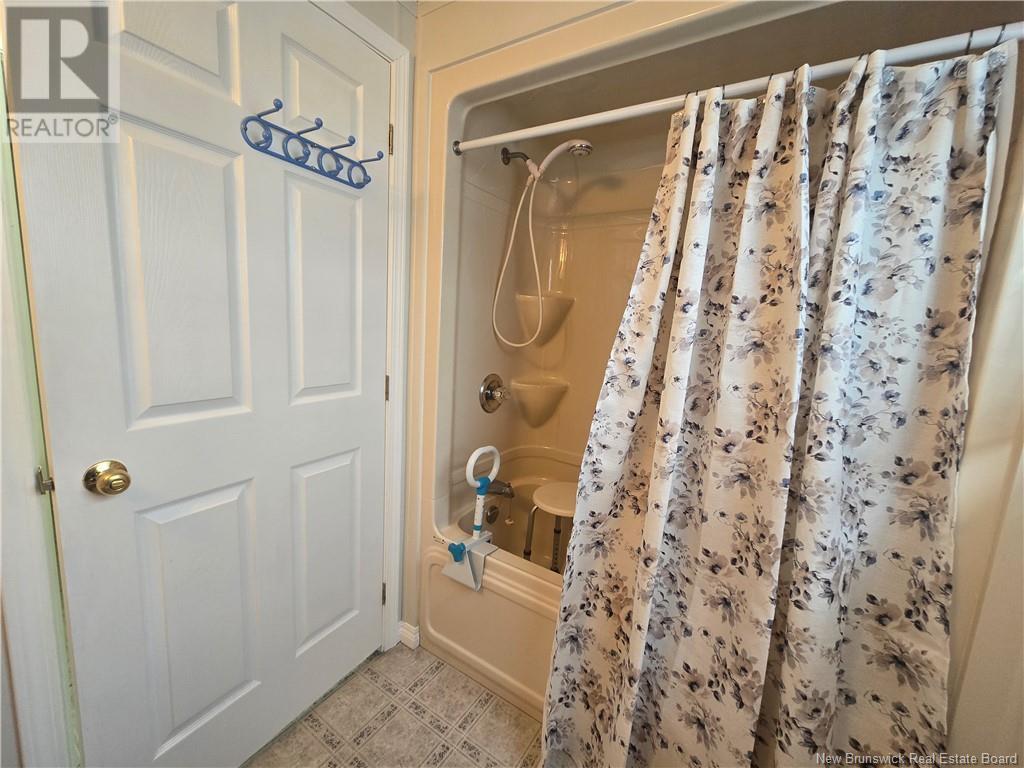 30 Glenmar Drive, Fredericton, New Brunswick  E3G 0H9 - Photo 17 - NB118281