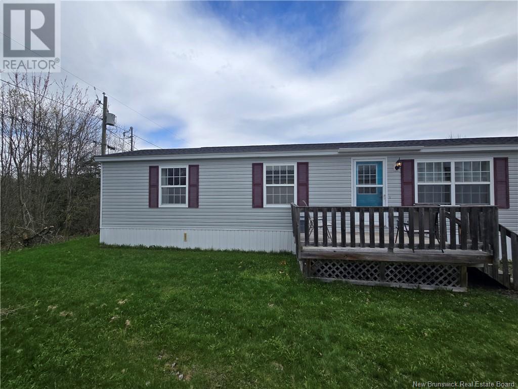 30 Glenmar Drive, Fredericton, New Brunswick  E3G 0H9 - Photo 2 - NB118281