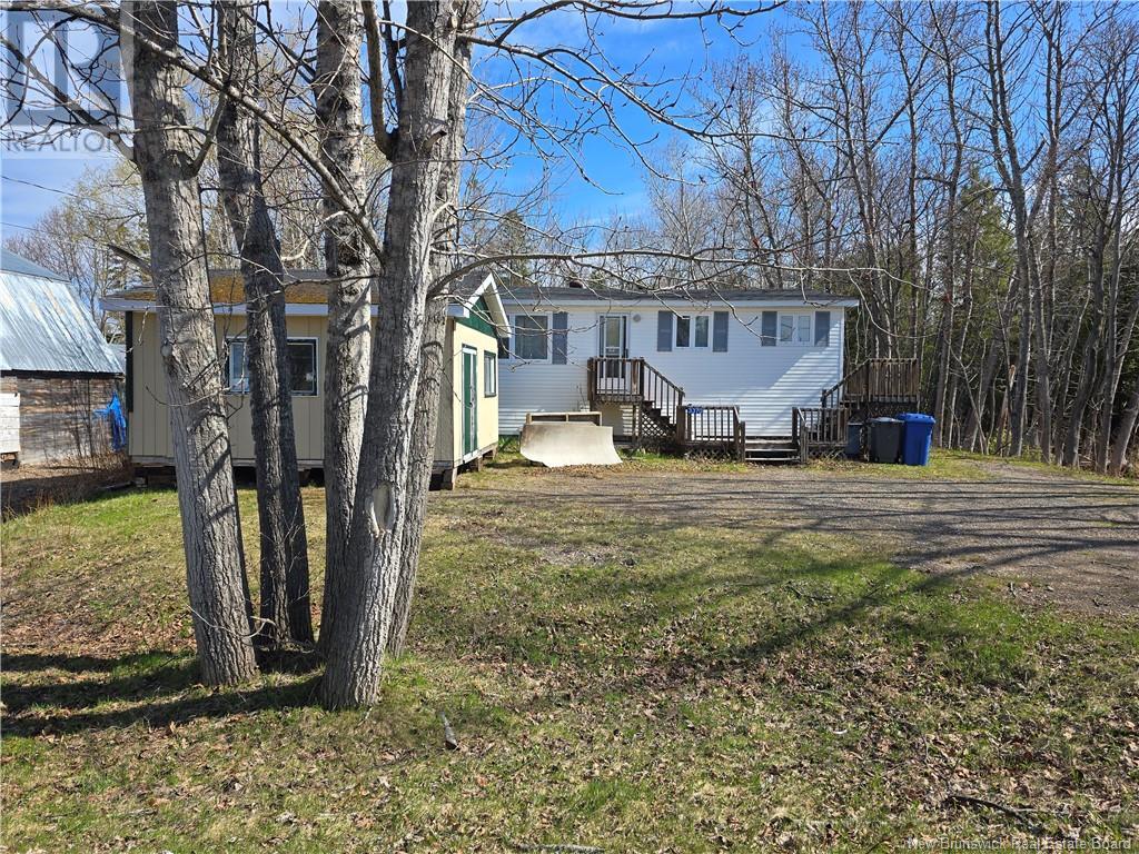 3370 Main, Belledune, New Brunswick  E8G 2N6 - Photo 2 - NB118313