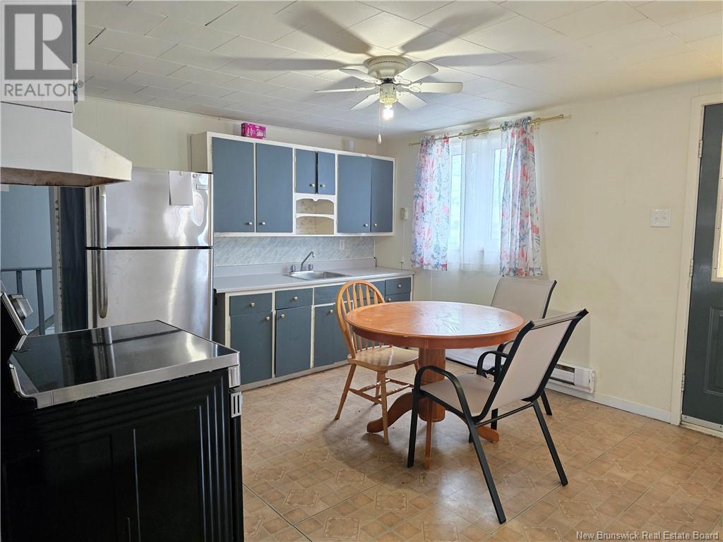 3370 Main, Belledune, New Brunswick  E8G 2N6 - Photo 6 - NB118313