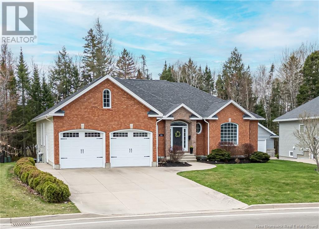 265 Summerhill Row, Fredericton, New Brunswick  E3A 1E5 - Photo 2 - NB118303