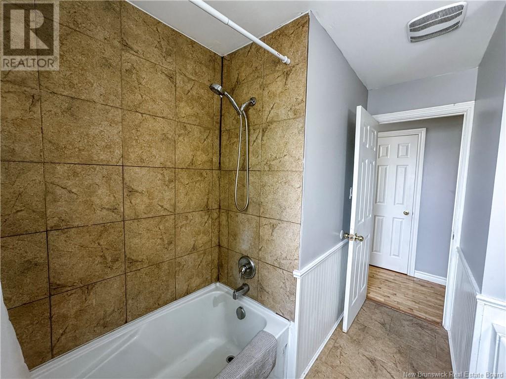 7 Carl Street, Moncton, New Brunswick  E1A 3R6 - Photo 20 - NB118300
