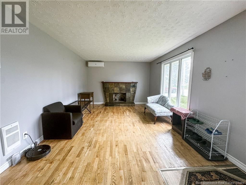 7 Carl Street, Moncton, New Brunswick  E1A 3R6 - Photo 9 - NB118300