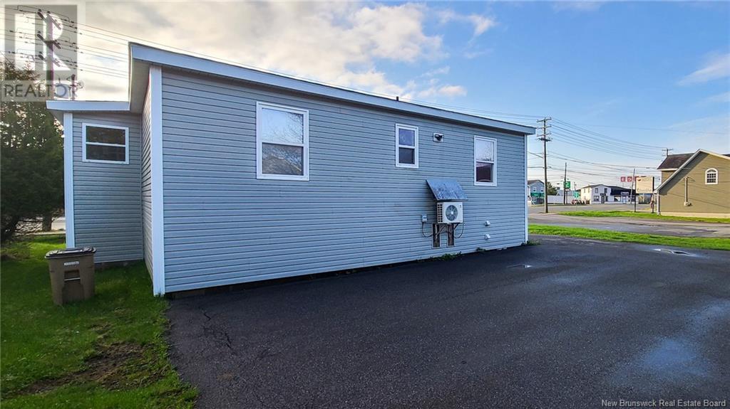 595 Rothesay Avenue, Saint John, New Brunswick  E2H 2G9 - Photo 18 - NB118280