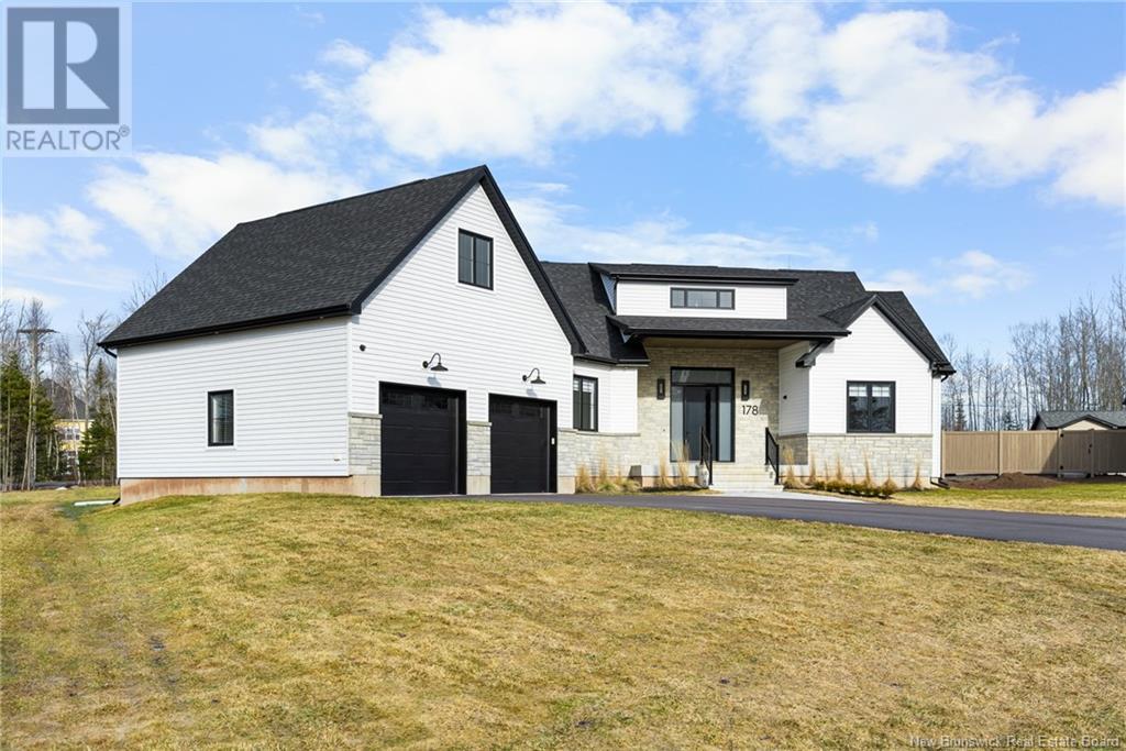 178 Bouchard, Dieppe, New Brunswick  E1A 9T9 - Photo 2 - NB118372