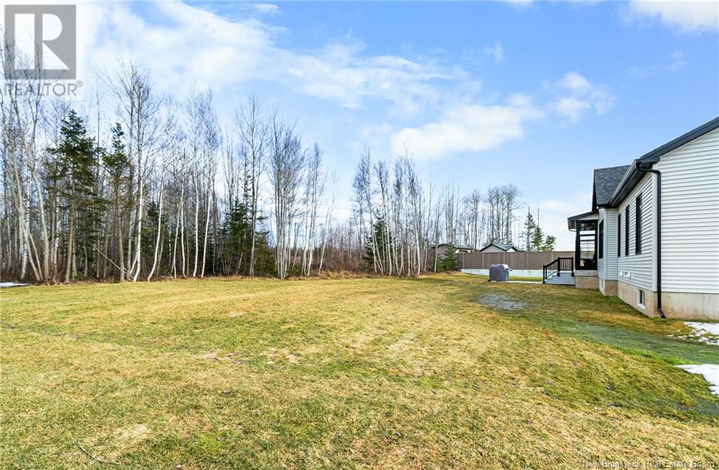 178 Bouchard, Dieppe, New Brunswick  E1A 9T9 - Photo 6 - NB118372