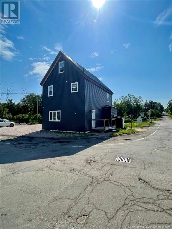 60 Main Street, Petitcodiac, New Brunswick  E4Z 4L9 - Photo 20 - NB118307