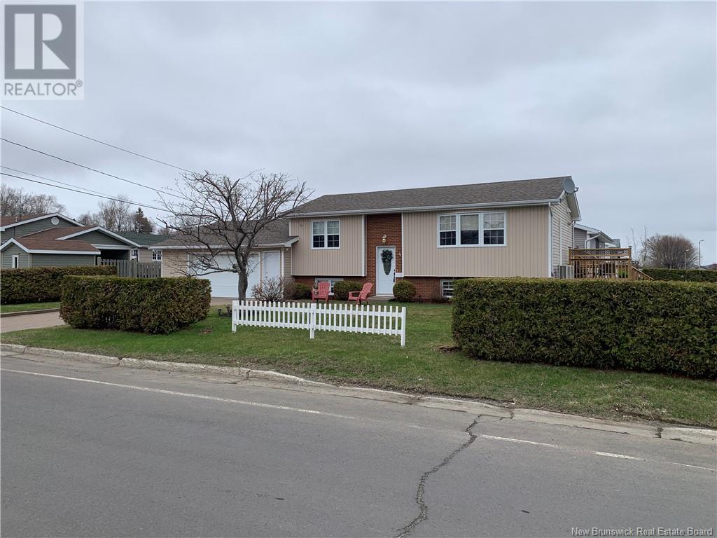 4 Pine, Campbellton, New Brunswick  E3N 3M5 - Photo 1 - NB118373