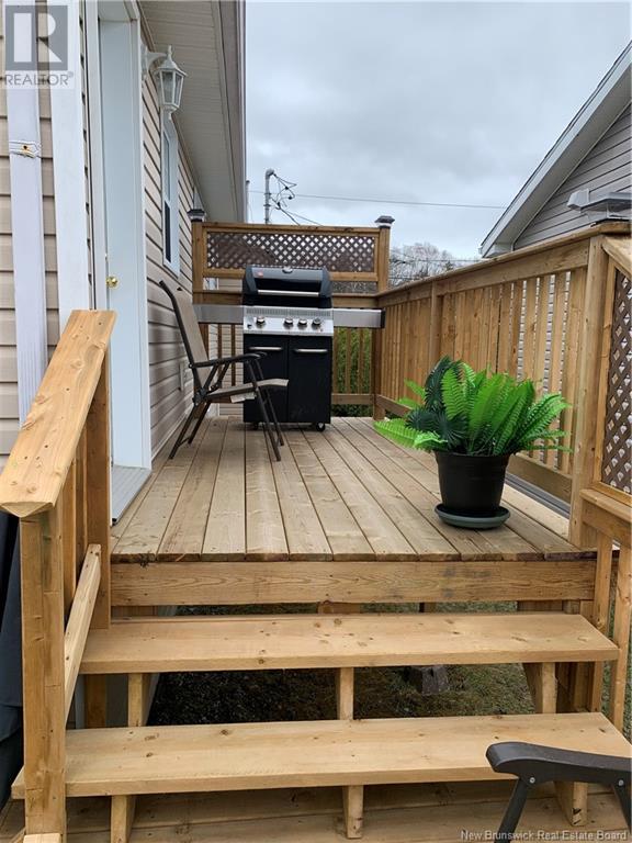 4 Pine, Campbellton, New Brunswick  E3N 3M5 - Photo 33 - NB118373