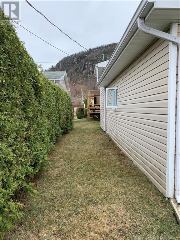 4 Pine, Campbellton, New Brunswick  E3N 3M5 - Photo 35 - NB118373