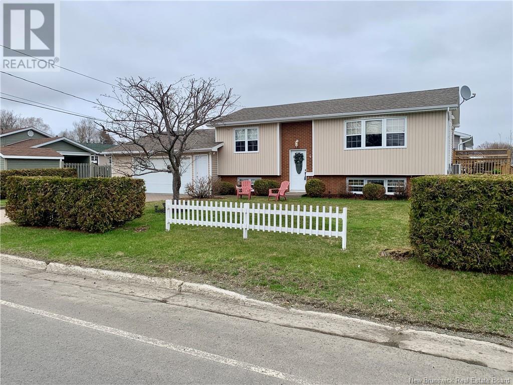 4 Pine, Campbellton, New Brunswick  E3N 3M5 - Photo 38 - NB118373