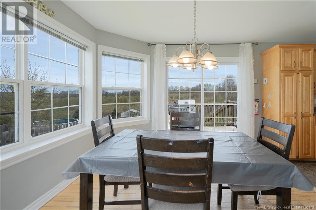 33 Hallihan Drive, Oromocto, New Brunswick  E2V 0C2 - Photo 11 - NB118269