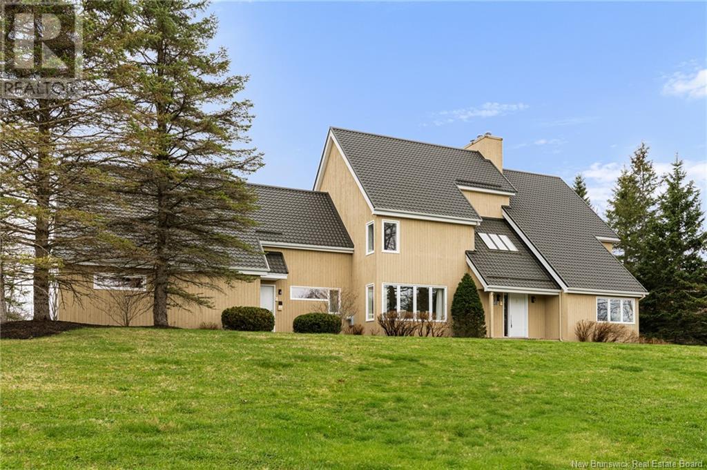 353 Lavoie Street, Dieppe, New Brunswick