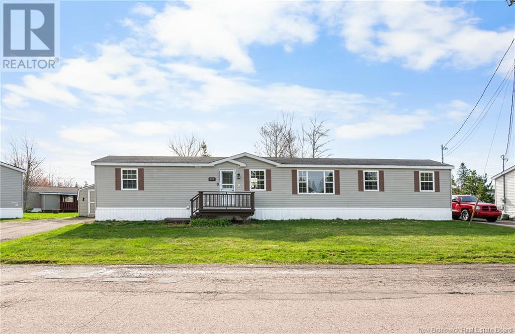 125 Nepisiguit, Dieppe, New Brunswick  E1A 7N1 - Photo 2 - NB118444