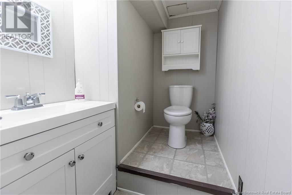 105 Upton Street, Moncton, New Brunswick  E1E 2Z9 - Photo 23 - NB118379