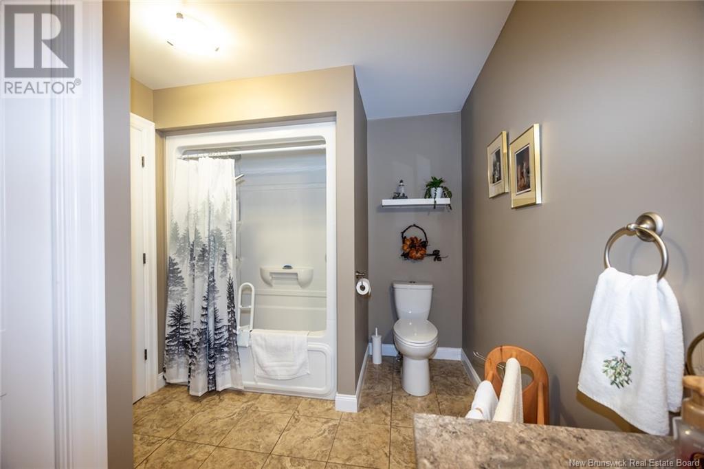 27 Mccaffrey Court, Oromocto, New Brunswick  E2V 0H5 - Photo 15 - NB118459