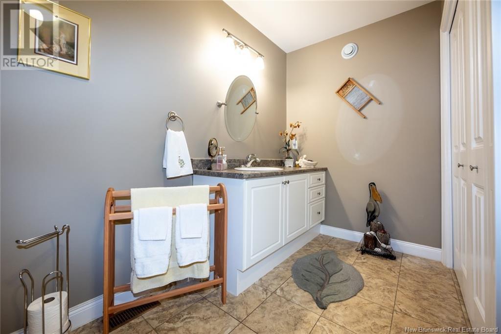 27 Mccaffrey Court, Oromocto, New Brunswick  E2V 0H5 - Photo 16 - NB118459