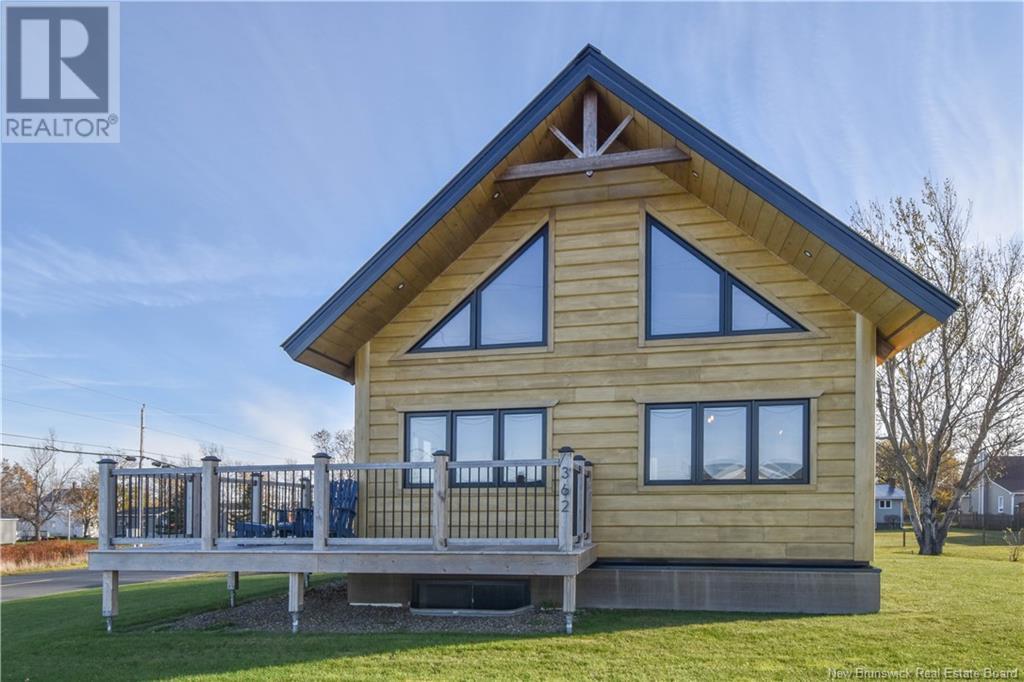 362 Rue De L'ile Street, Caraquet, New Brunswick  E1W 1B5 - Photo 1 - NB118309