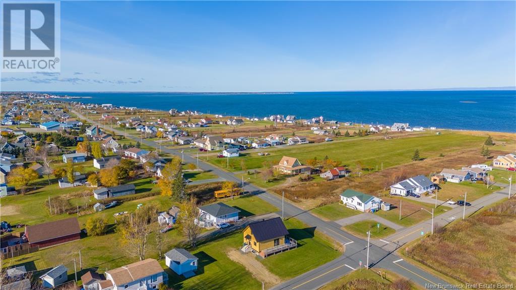 362 Rue De L'ile Street, Caraquet, New Brunswick  E1W 1B5 - Photo 48 - NB118309