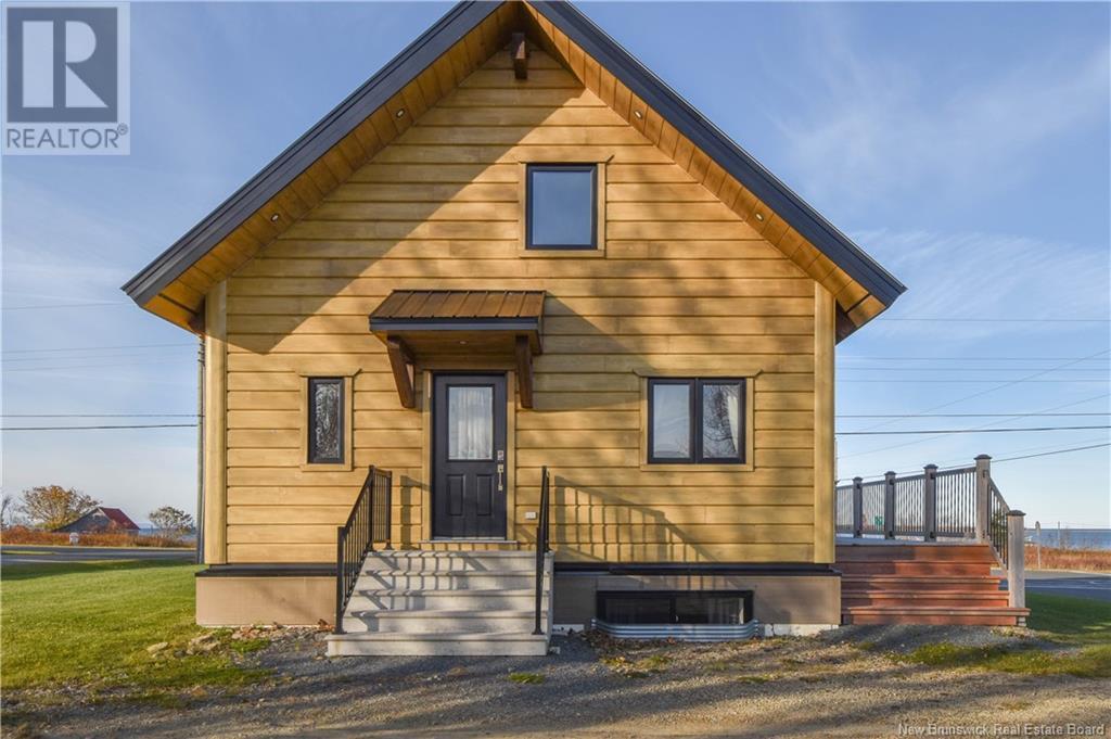 362 Rue De L'ile Street, Caraquet, New Brunswick  E1W 1B5 - Photo 8 - NB118309