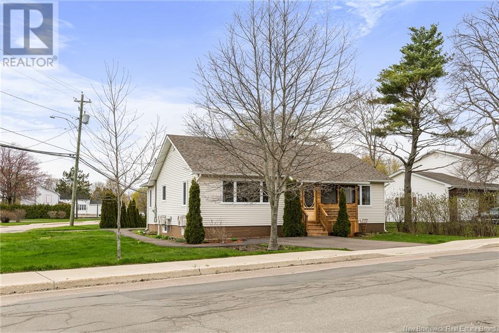 26 Cunard Street, Richibucto, New Brunswick  E4W 3Z1 - Photo 3 - NB118387