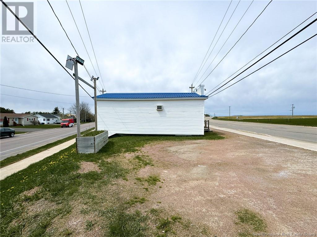 1508 Champlain, Dieppe, New Brunswick  E1A 1R4 - Photo 2 - NB118073