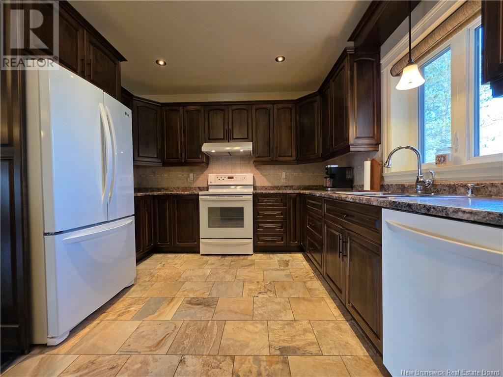 29 Vanier Street, Grand-Sault/grand Falls, New Brunswick  E3Y 1G1 - Photo 13 - NB118488