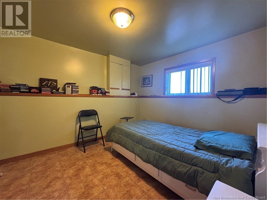 784 St Pierre, Beresford, New Brunswick  E8K 1S1 - Photo 22 - NB118441
