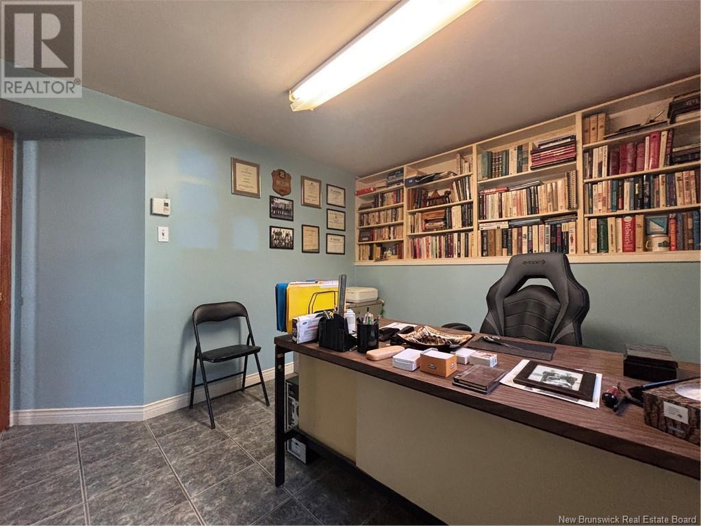 784 St Pierre, Beresford, New Brunswick  E8K 1S1 - Photo 24 - NB118441