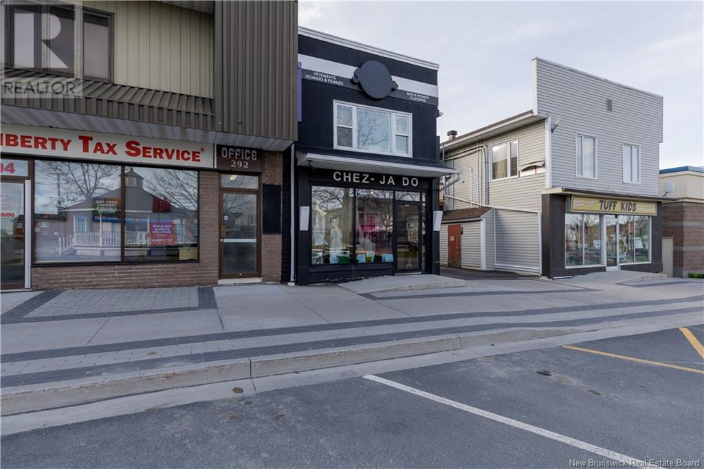 288 Broadway Boulevard, Grand-Sault/grand Falls, New Brunswick  E3Z 2K2 - Photo 3 - NB118436