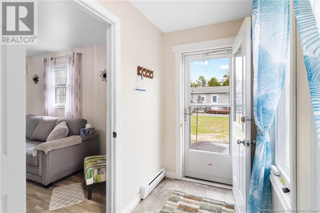 84 Upton Street, Minto, New Brunswick  E4B 2P5 - Photo 4 - NB118528