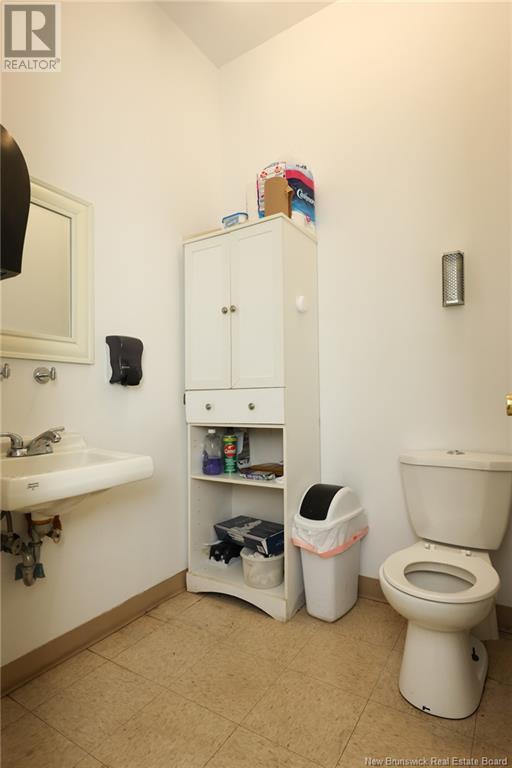 292 University Avenue, Fredericton, New Brunswick  E3B 4H7 - Photo 21 - NB117370