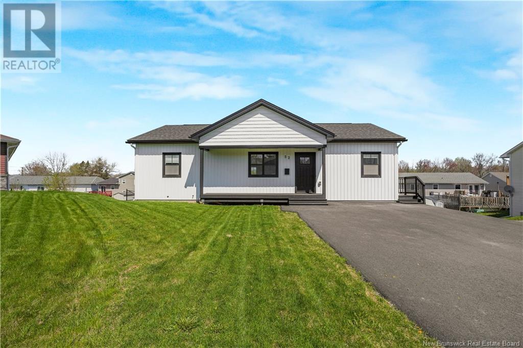 52 Chatham Avenue, Oromocto, New Brunswick  E2V 2S3 - Photo 1 - NB118515
