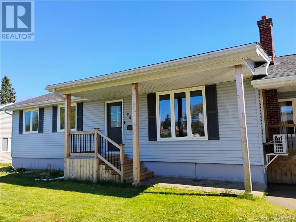 254 Chantal, Dieppe, New Brunswick  E1A 4X9 - Photo 1 - NB118460