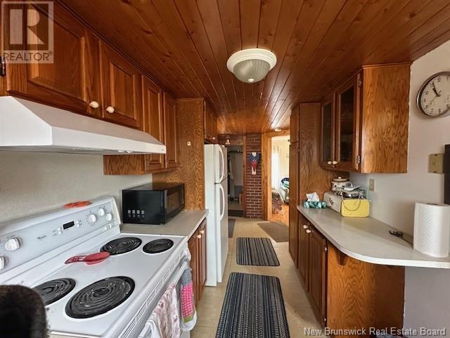 797 Chaleur Street, Charlo, New Brunswick  E8E 2E1 - Photo 7 - NB118563