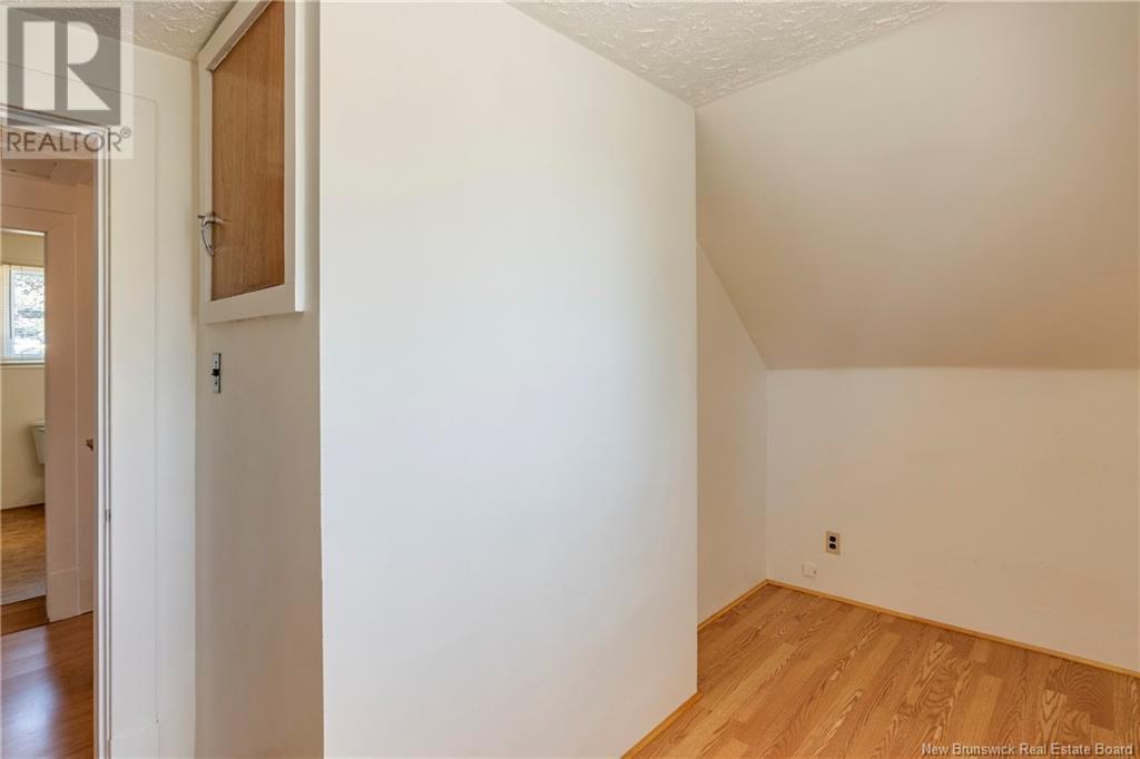 71 Pleasant Street, Moncton, New Brunswick  E1A 2T8 - Photo 21 - NB118429
