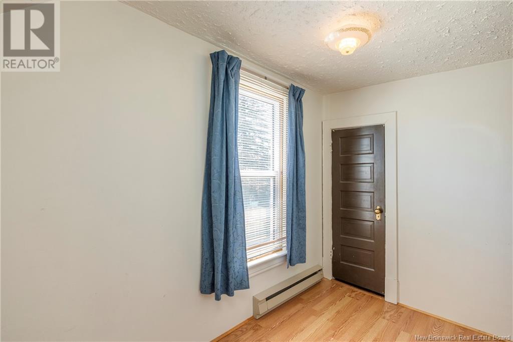 71 Pleasant Street, Moncton, New Brunswick  E1A 2T8 - Photo 23 - NB118429