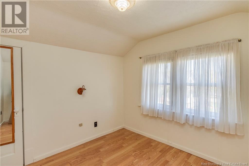 71 Pleasant Street, Moncton, New Brunswick  E1A 2T8 - Photo 25 - NB118429