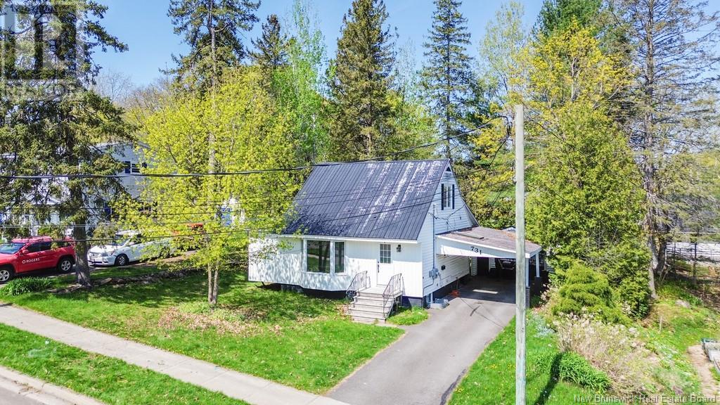 731 Reid Street, Fredericton, New Brunswick  E3B 3V6 - Photo 1 - NB118533