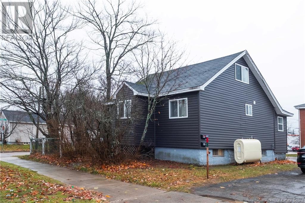 44 Chapman Street, Moncton, New Brunswick  E1E 1K8 - Photo 31 - NB118052