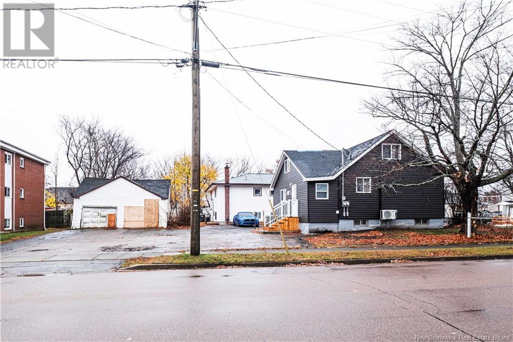 44 Chapman Street, Moncton, New Brunswick  E1E 1K8 - Photo 32 - NB118052