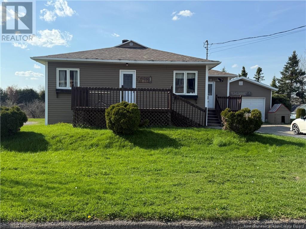 98 St Antoine Street, Saint-Léonard, New Brunswick