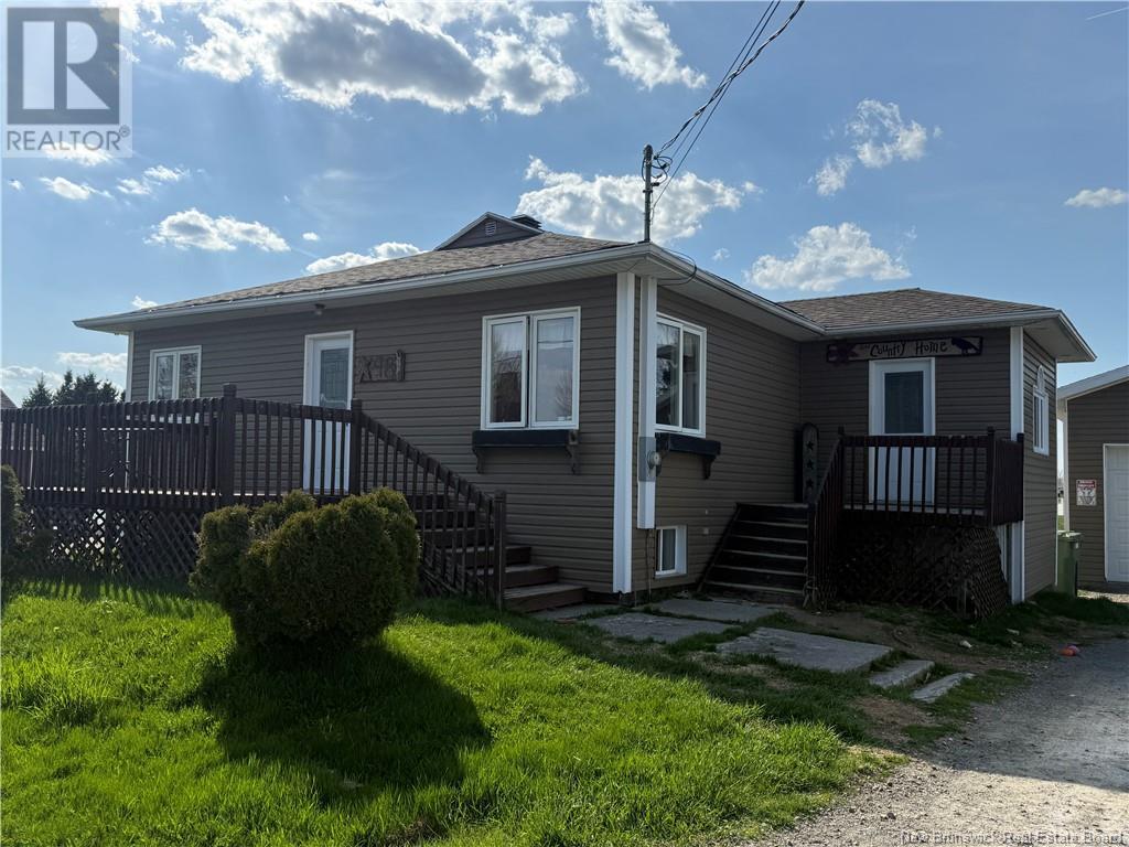 98 St Antoine Street, Saint-Léonard, New Brunswick  E7E 1Z4 - Photo 2 - NB118550