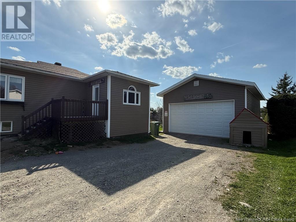 98 St Antoine Street, Saint-Léonard, New Brunswick  E7E 1Z4 - Photo 3 - NB118550