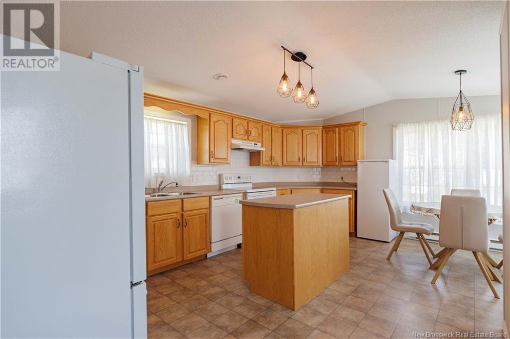 122 Glenmar Drive, Fredericton, New Brunswick  E3G 0S3 - Photo 5 - NB118310