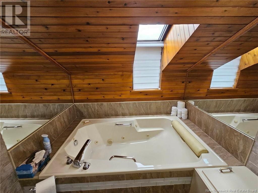 420 Principale Street, Petit-Rocher, New Brunswick  E8J 1N8 - Photo 34 - NB118633