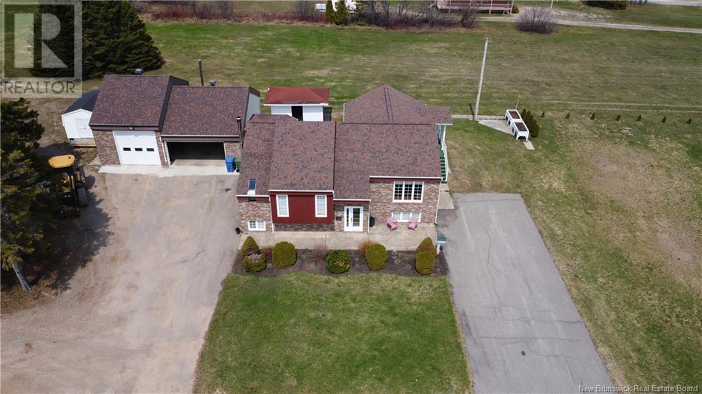 420 Principale Street, Petit-Rocher, New Brunswick  E8J 1N8 - Photo 44 - NB118633